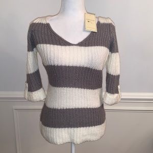 Pink Rose Sweater Size Small NWT